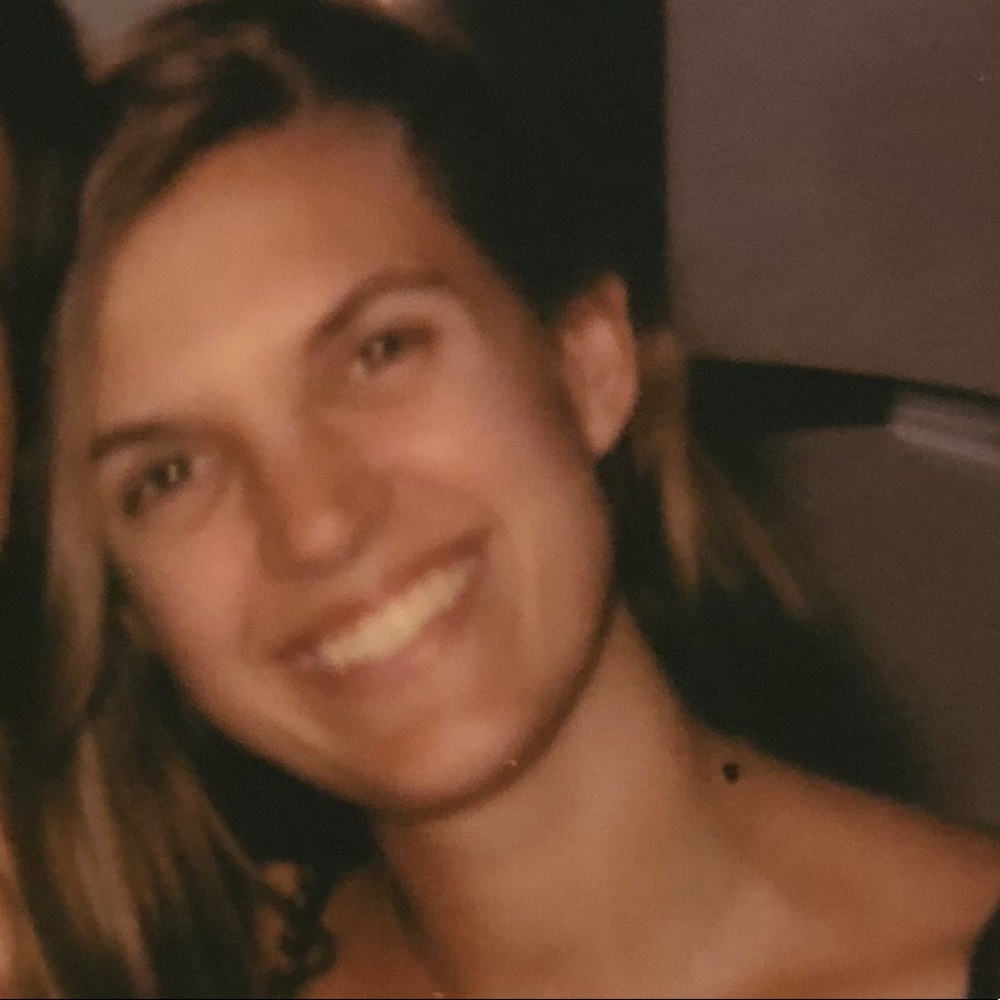 Meet your Posher, Caitlyn